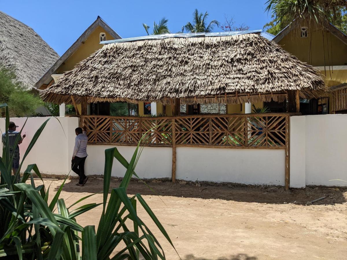 Mkadi Beach House Otel Nungwi Dış mekan fotoğraf