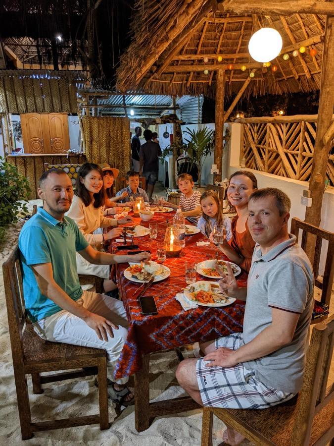Mkadi Beach House Otel Nungwi Dış mekan fotoğraf